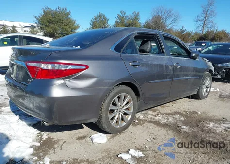2017 Toyota Camry Xle z USA, uszkodzony, nr VIN 4T1BF1FK2HU628941